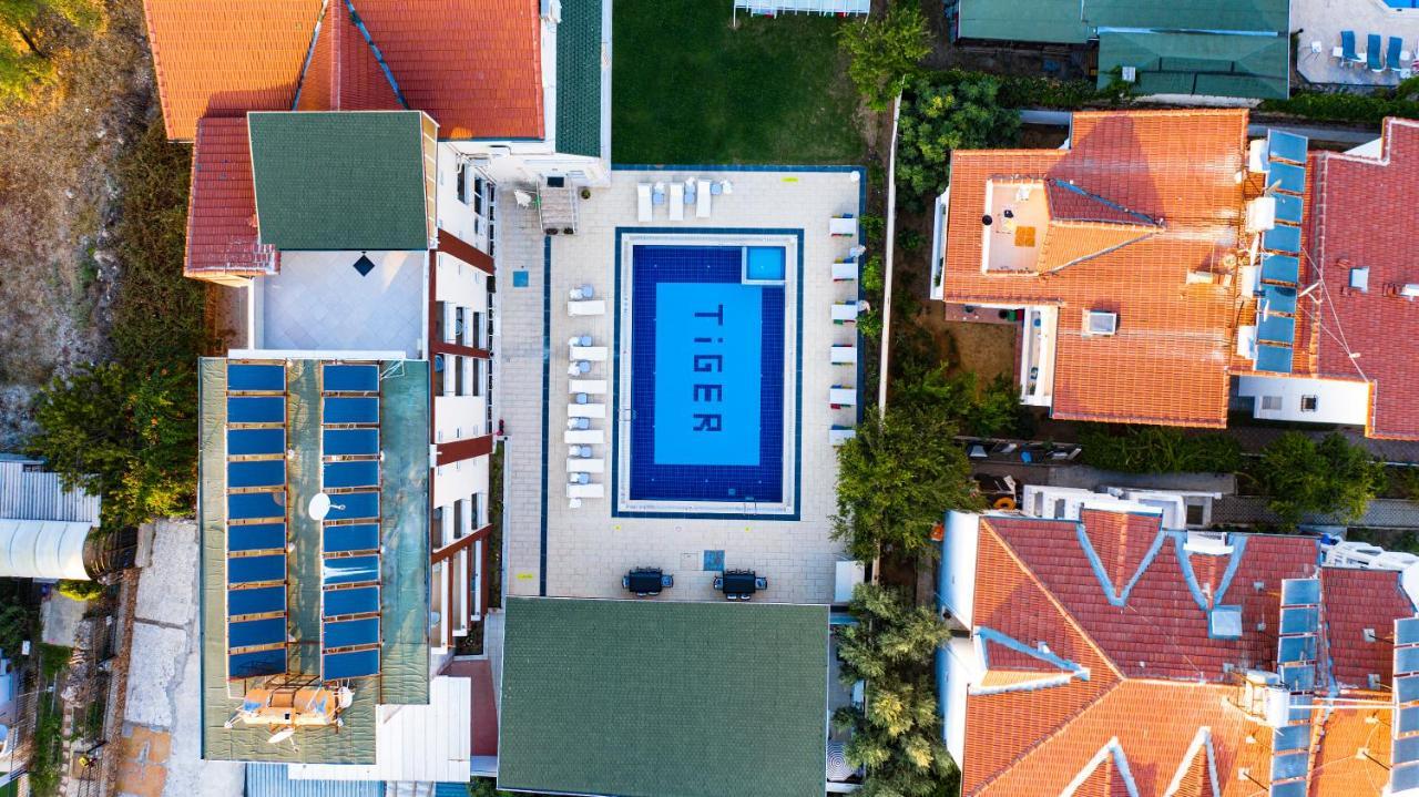 Elvin Otel Side Exterior photo